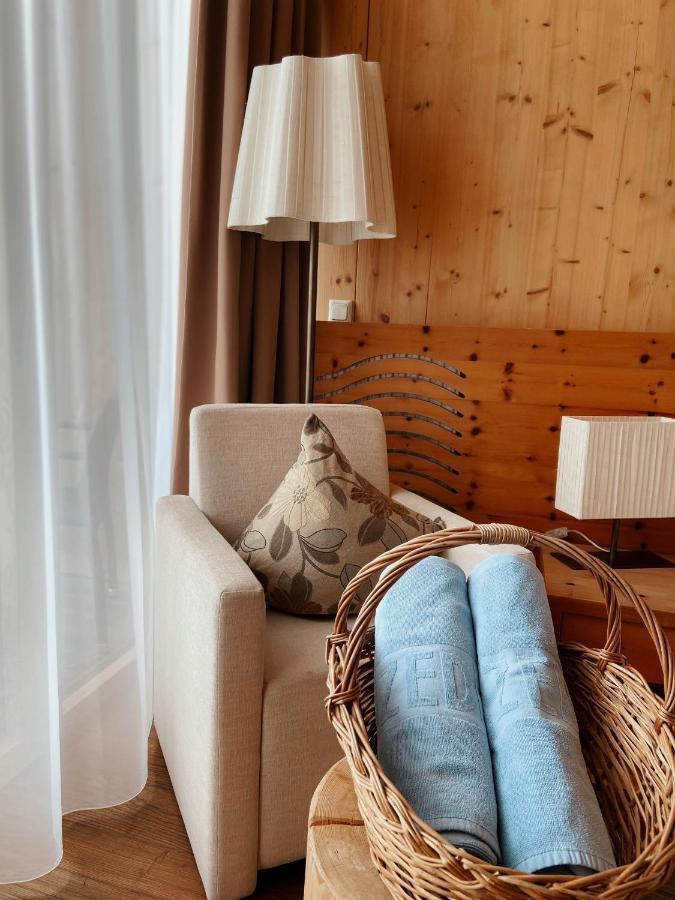 Spa Hotel Zedern Klang Hopfgarten in Defereggen Eksteriør bilde