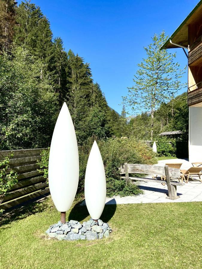 Spa Hotel Zedern Klang Hopfgarten in Defereggen Eksteriør bilde