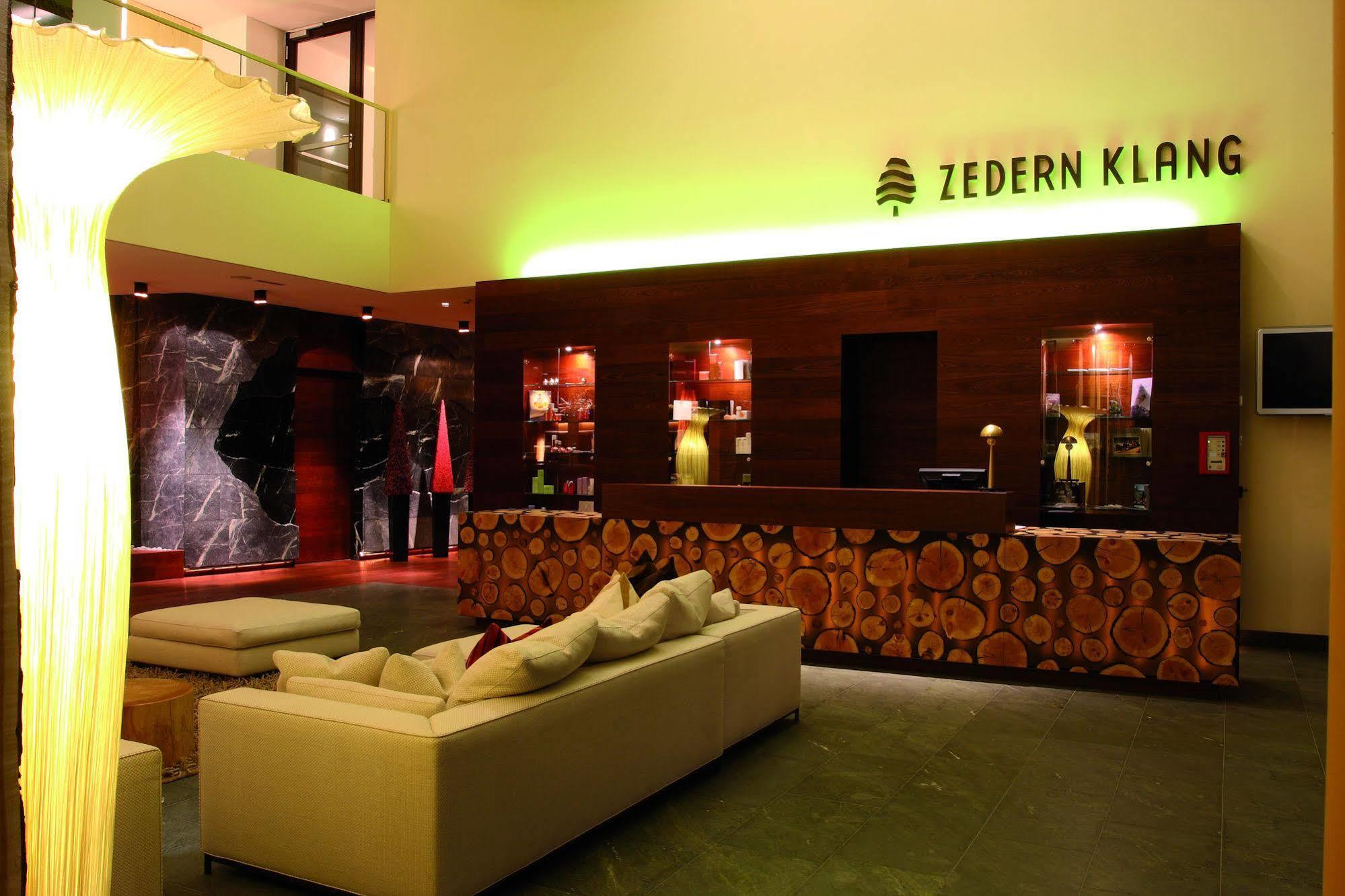 Spa Hotel Zedern Klang Hopfgarten in Defereggen Eksteriør bilde